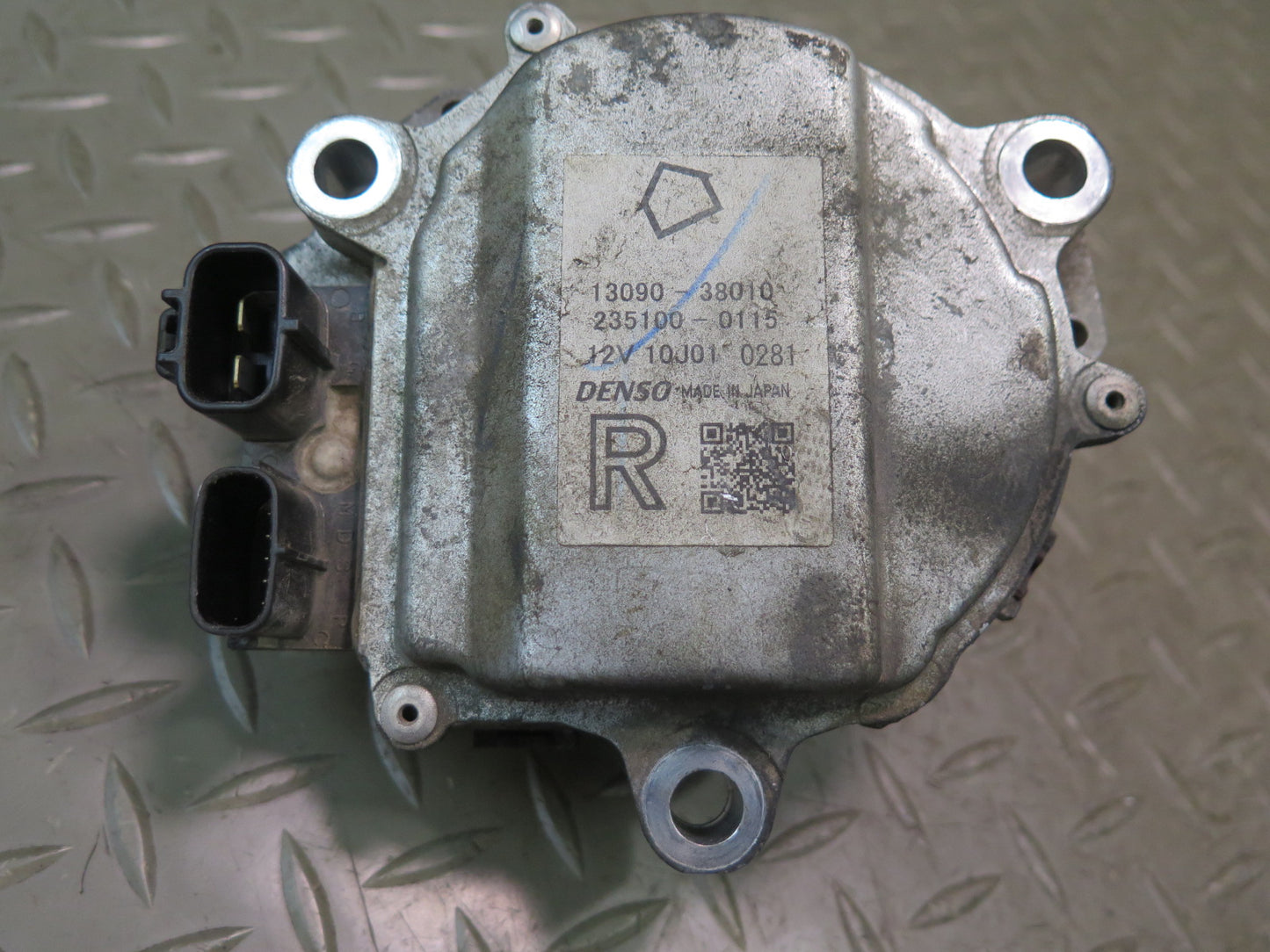 07-09 Lexus LS600h LS460 Left & Right Camshaft Timing Actuator Solenoid Set OEM
