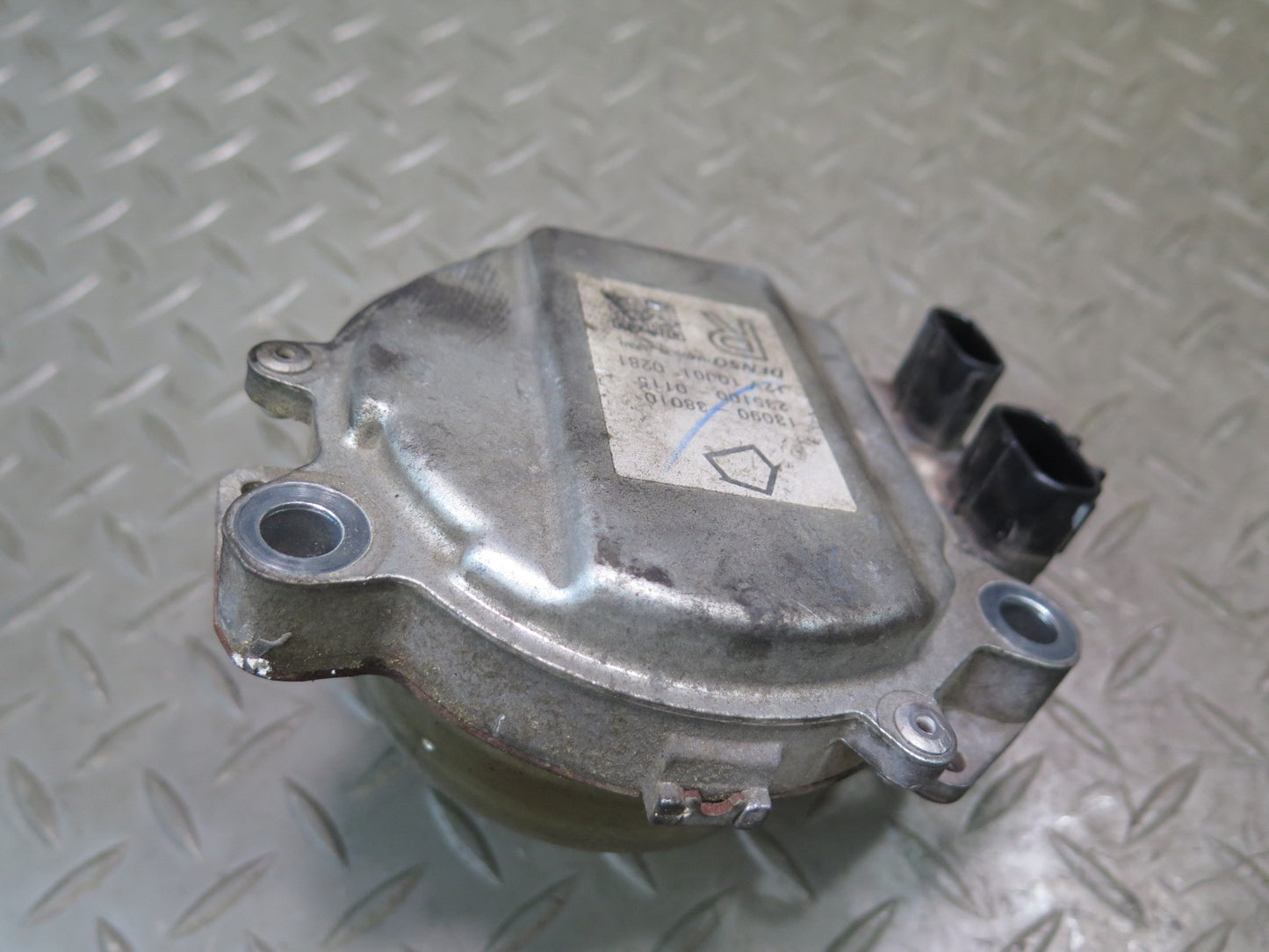 07-09 Lexus LS600h LS460 Left & Right Camshaft Timing Actuator Solenoid Set OEM