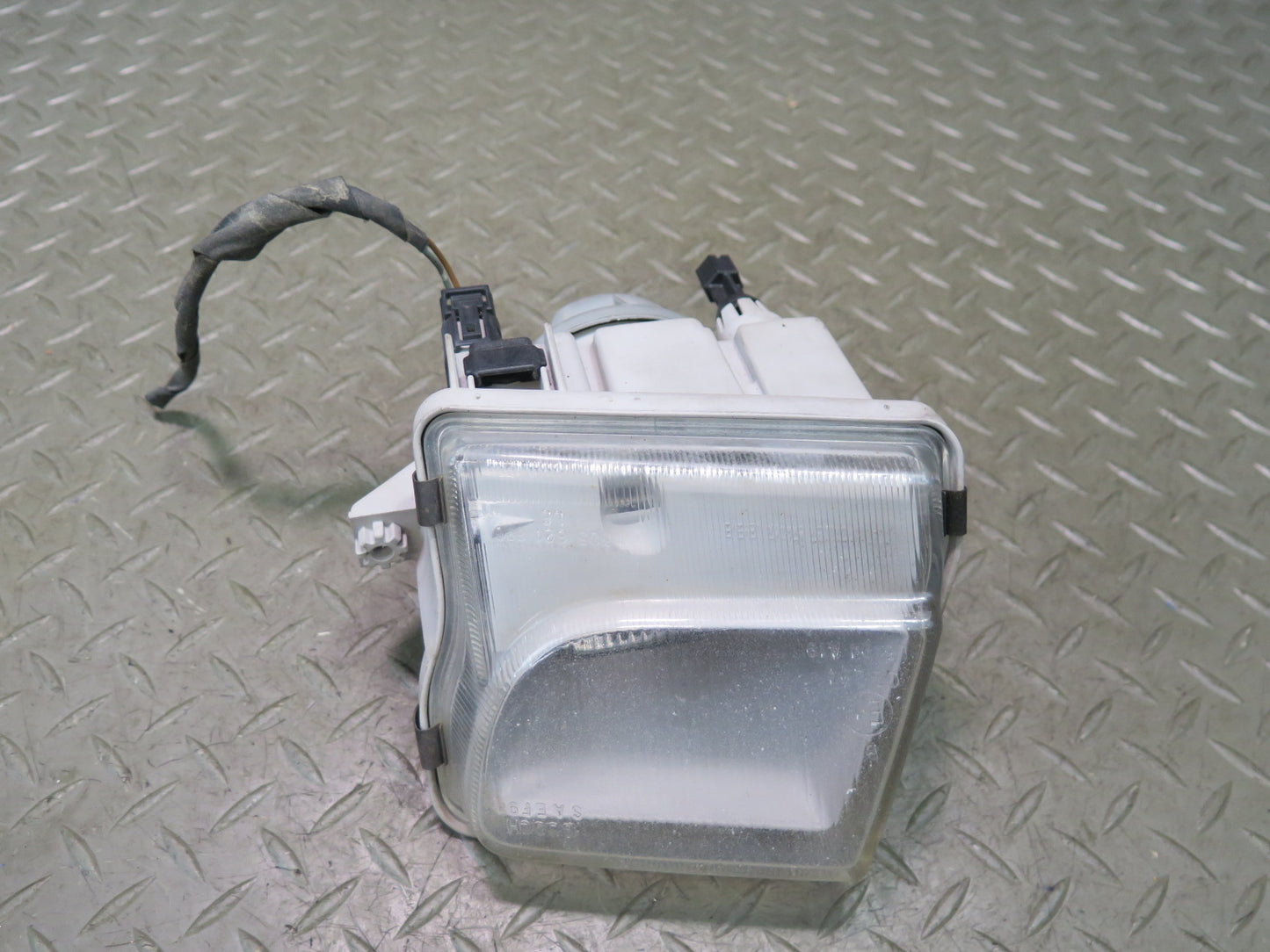 96-02 Mercedes R129 Sl-class Front Left Fog Light Lamp 1298201156 OEM