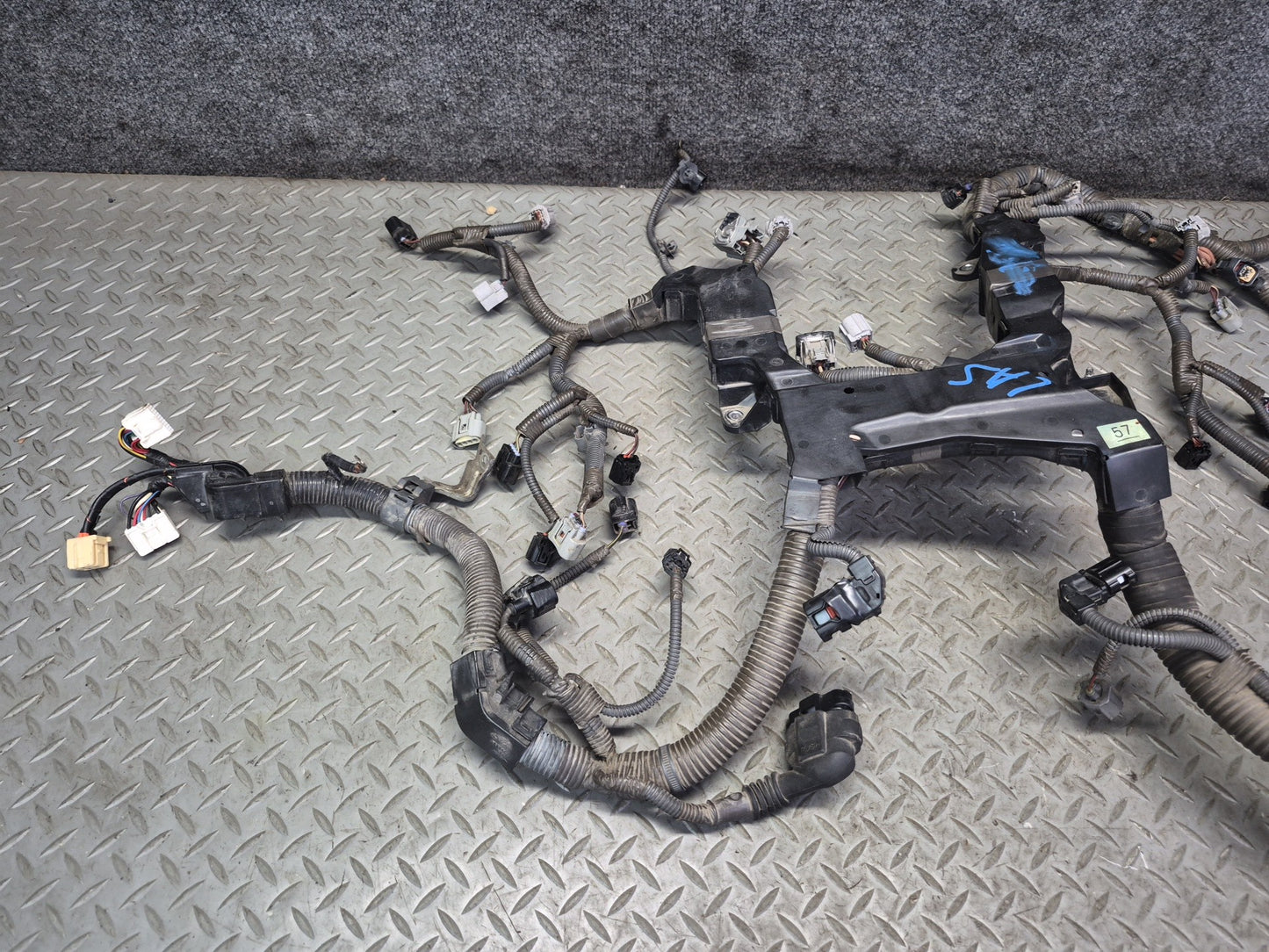 08-09 Lexus UVF46L LS600h 2URFSE Hybrid Engine Wire Wiring Harness OEM