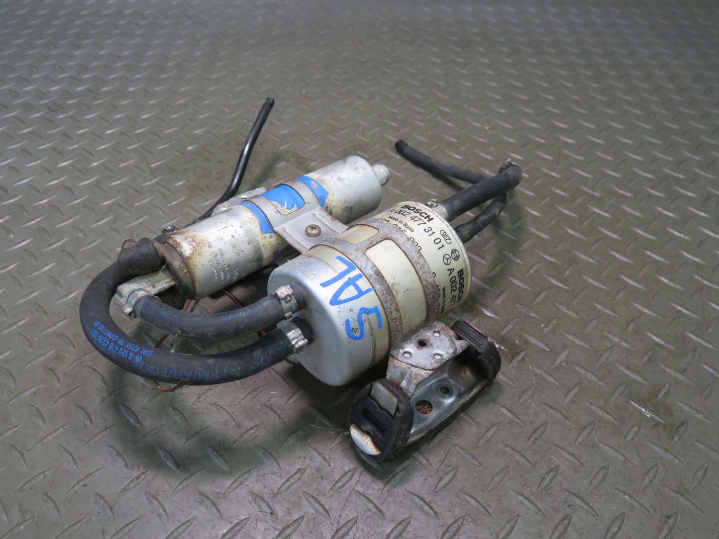 99-02 Mercedes R129 Sl-class Fuel Filter & Auxiliary Pump Assembly OEM