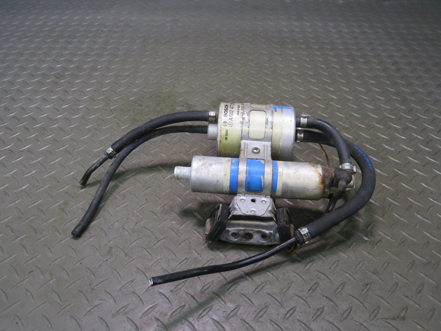 99-02 Mercedes R129 Sl-class Fuel Filter & Auxiliary Pump Assembly OEM