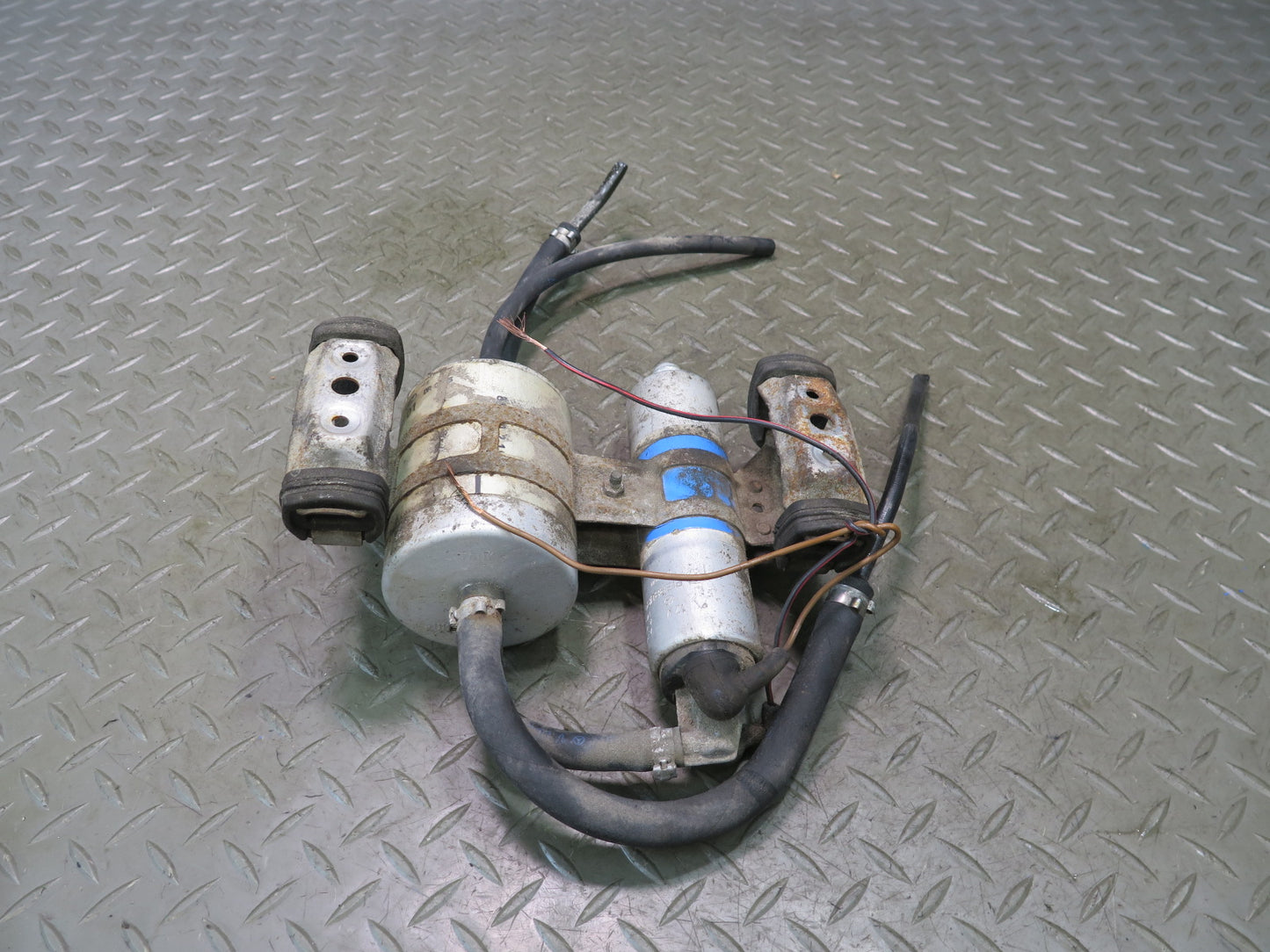 99-02 Mercedes R129 Sl-class Fuel Filter & Auxiliary Pump Assembly OEM