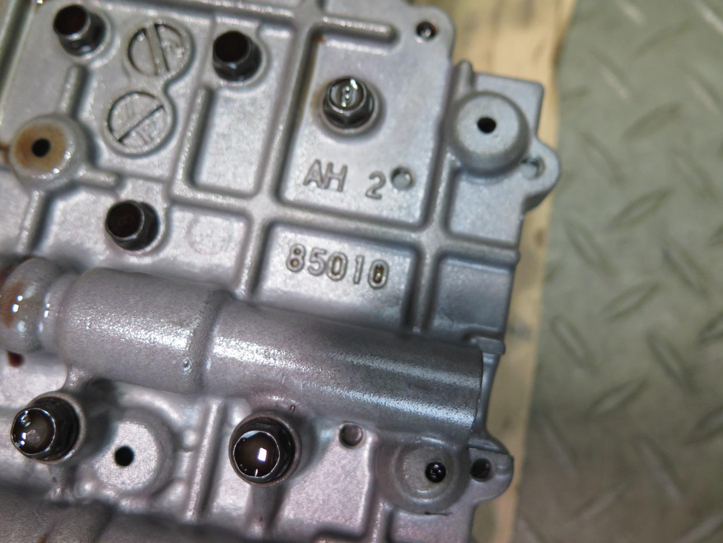 11-15 Audi 4L Q7 3.0L AWD MHN Transmission Valve Body Mechatronic OEM