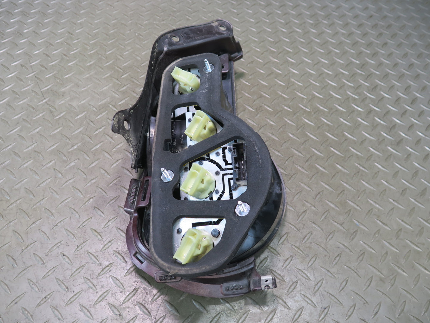 03-05 BMW E85 Z4 Rear Left & Right Tail Light Lamp w Molding Set 78K Miles OEM
