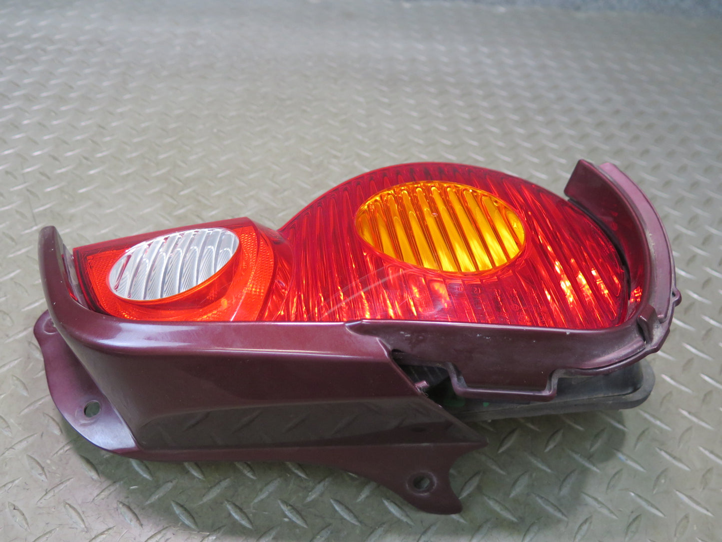 03-05 BMW E85 Z4 Rear Left & Right Tail Light Lamp w Molding Set 78K Miles OEM