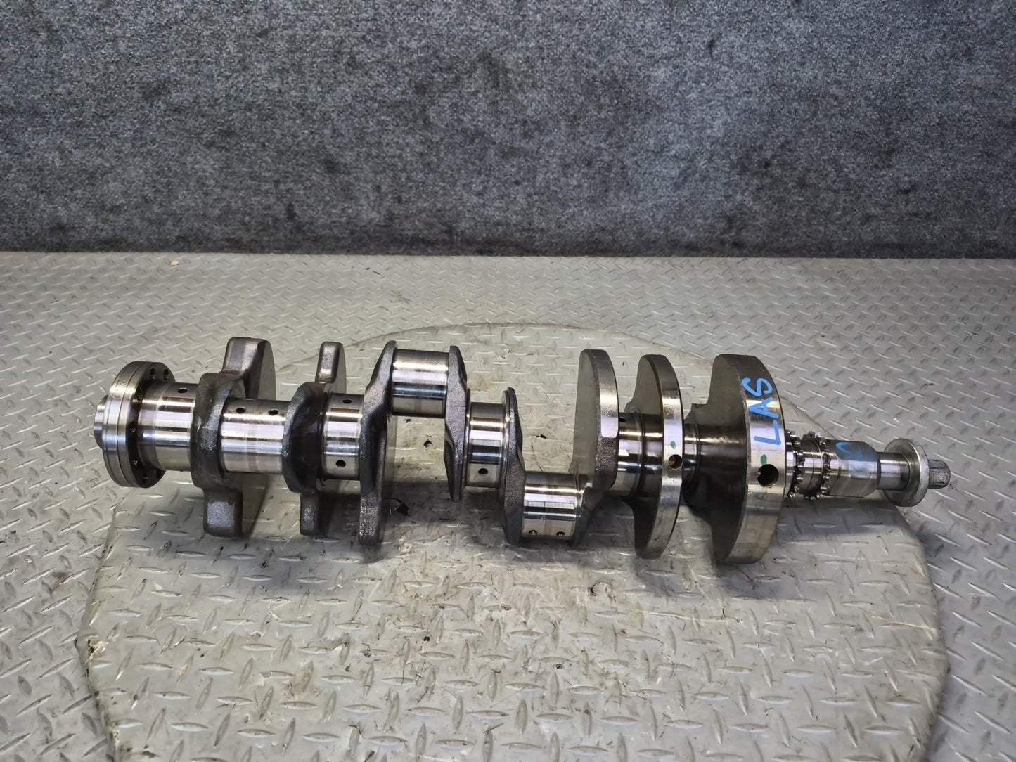 08-16 Lexus UVF46L LS600h 2URFSE Engine Motor Crankshaft Unit 158k Miles OEM