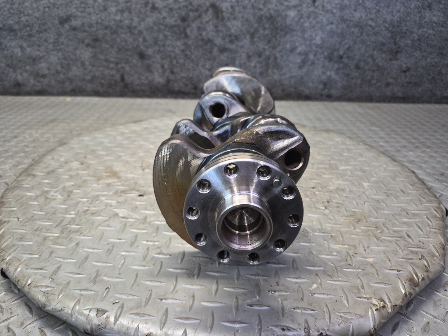 08-16 Lexus UVF46L LS600h 2URFSE Engine Motor Crankshaft Unit 158k Miles OEM