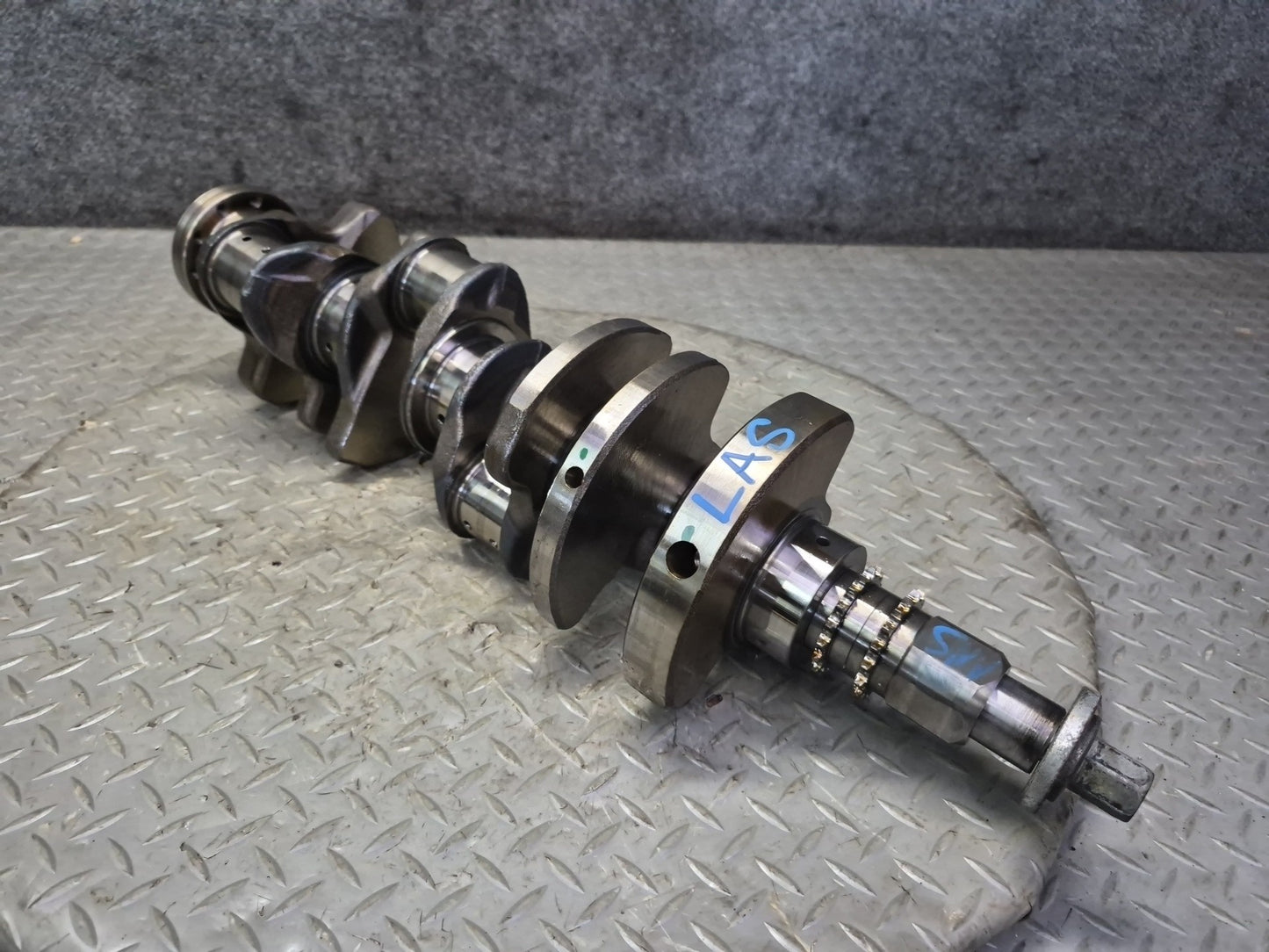 08-16 Lexus UVF46L LS600h 2URFSE Engine Motor Crankshaft Unit 158k Miles OEM