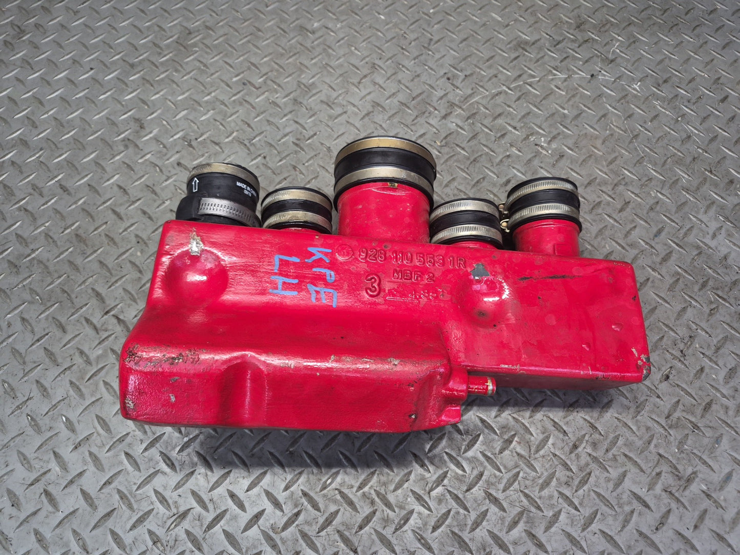 1985-1986 Porsche 928 S 5.0L V8 Engine Air Intake Manifold w Pipe Assembly 93K