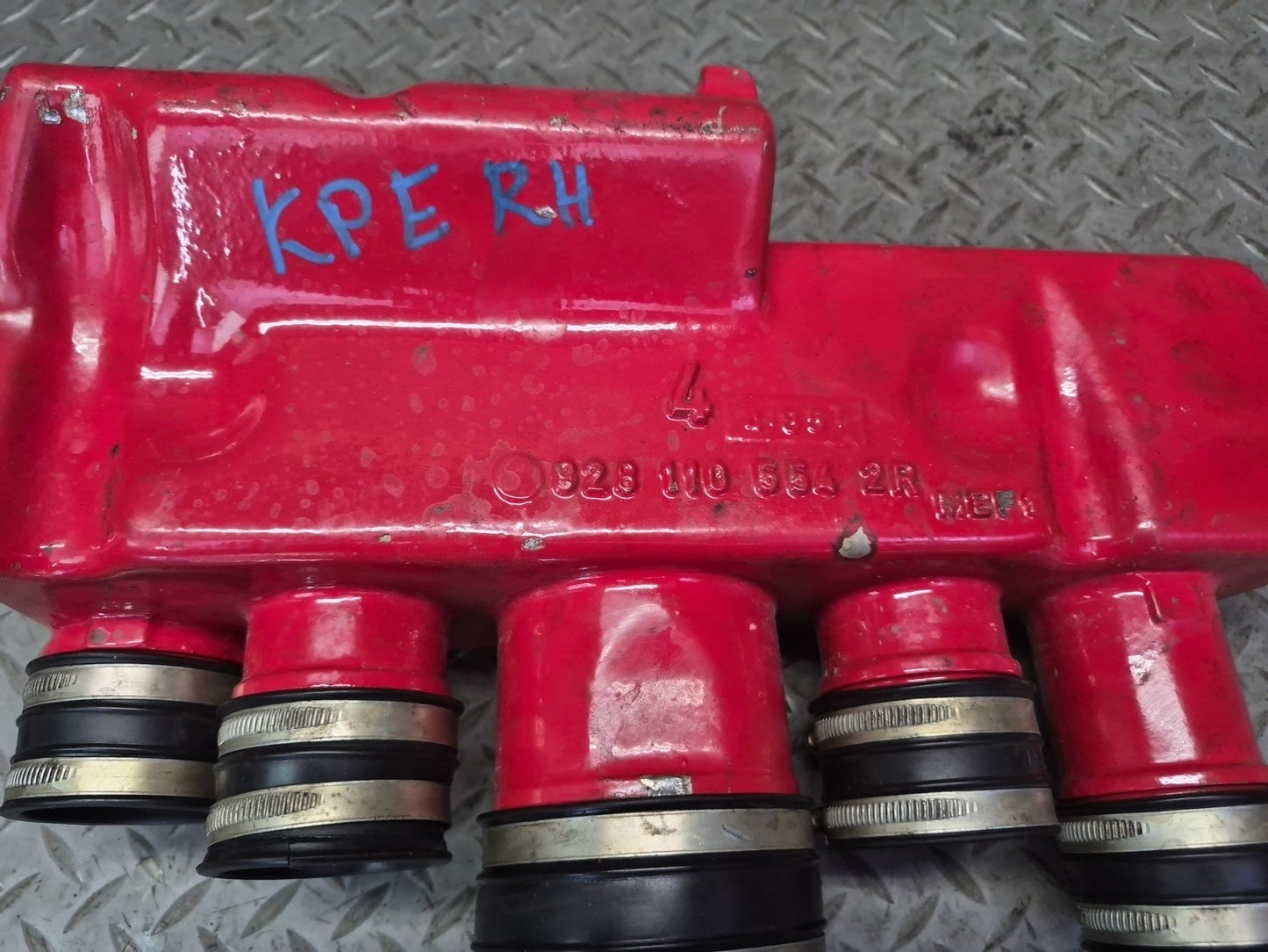 1985-1986 Porsche 928 S 5.0L V8 Engine Air Intake Manifold w Pipe Assembly 93K
