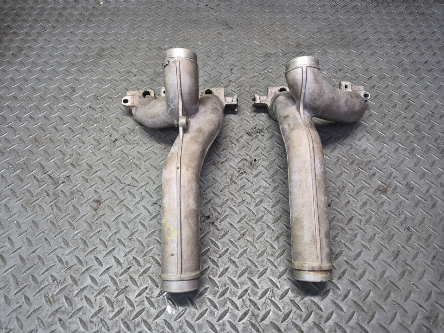 1985-1986 Porsche 928 S 5.0L V8 Engine Air Intake Manifold w Pipe Assembly 93K