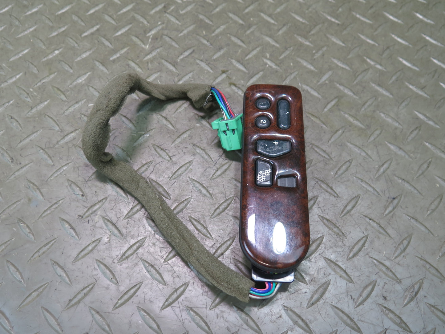 2003-2004 Hummer H2 Front Left Driver Side Door Seat Memory Heat Heater Switch