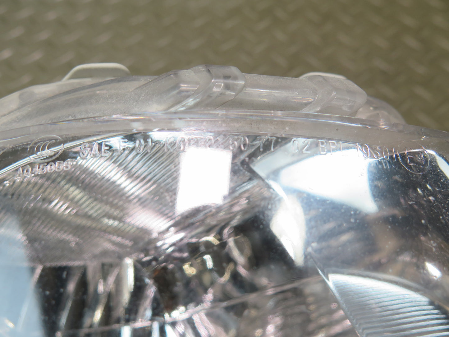 07-09 Lexus UVF46L LS600h LS460 Set of 2 Front Left & Right Fog Light Lamp OEM