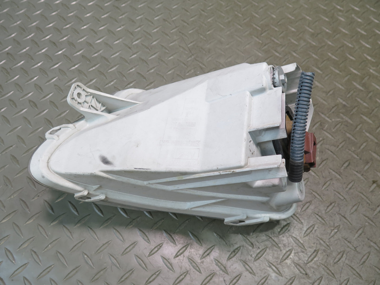 07-09 Lexus UVF46L LS600h LS460 Set of 2 Front Left & Right Fog Light Lamp OEM