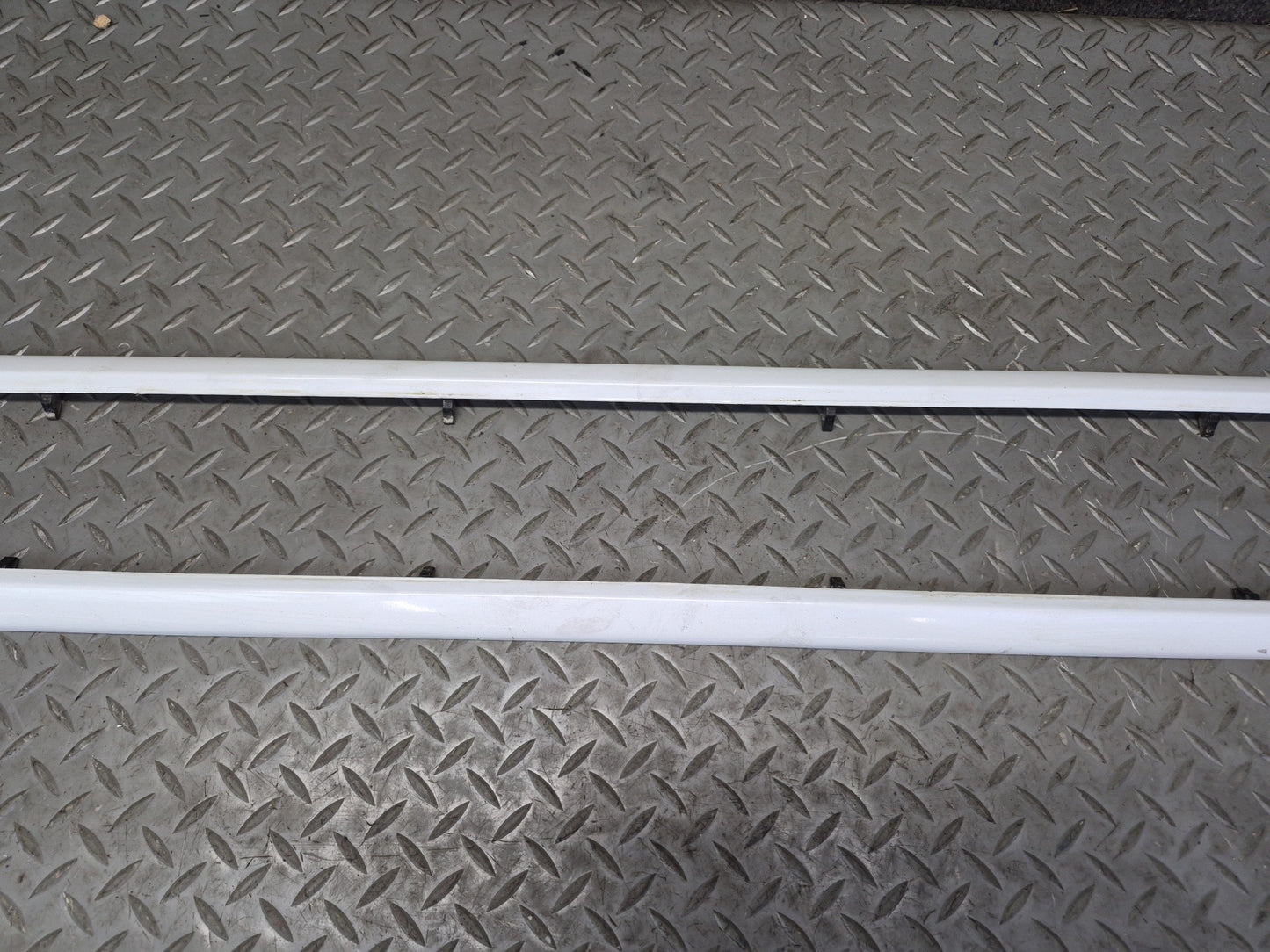 90-96 Chevrolet Corvette C4 Set of 2 Left & Right Door Exterior Trim Molding OEM
