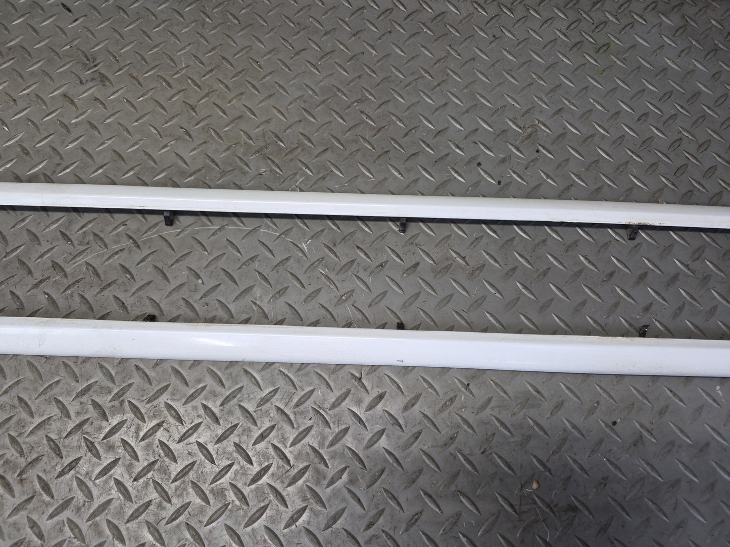 90-96 Chevrolet Corvette C4 Set of 2 Left & Right Door Exterior Trim Molding OEM