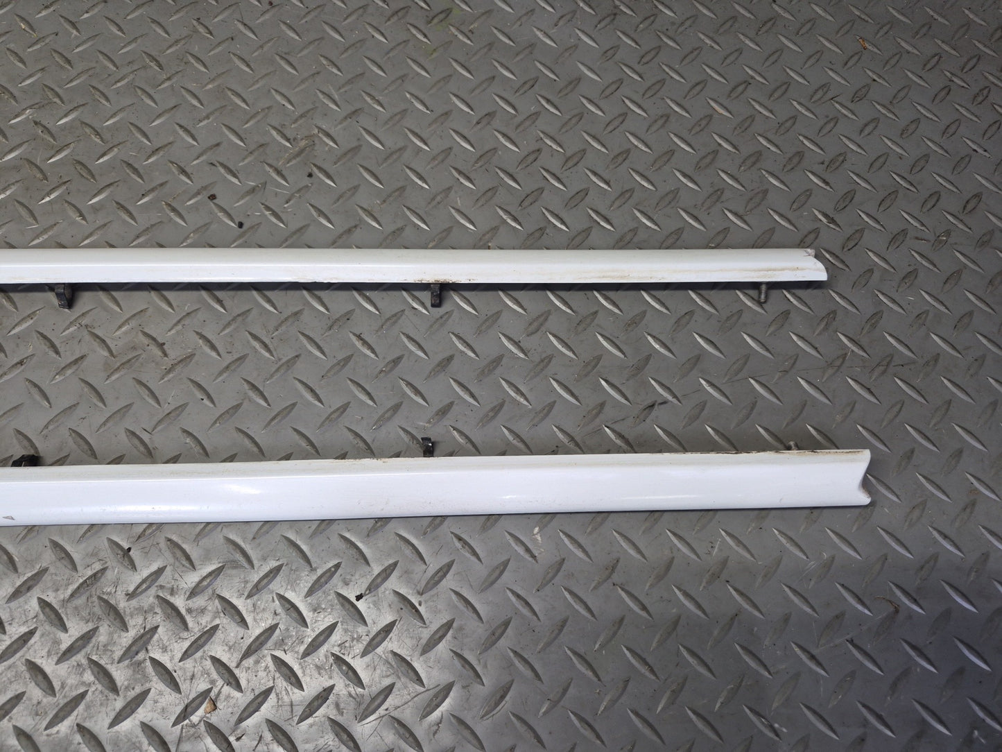 90-96 Chevrolet Corvette C4 Set of 2 Left & Right Door Exterior Trim Molding OEM