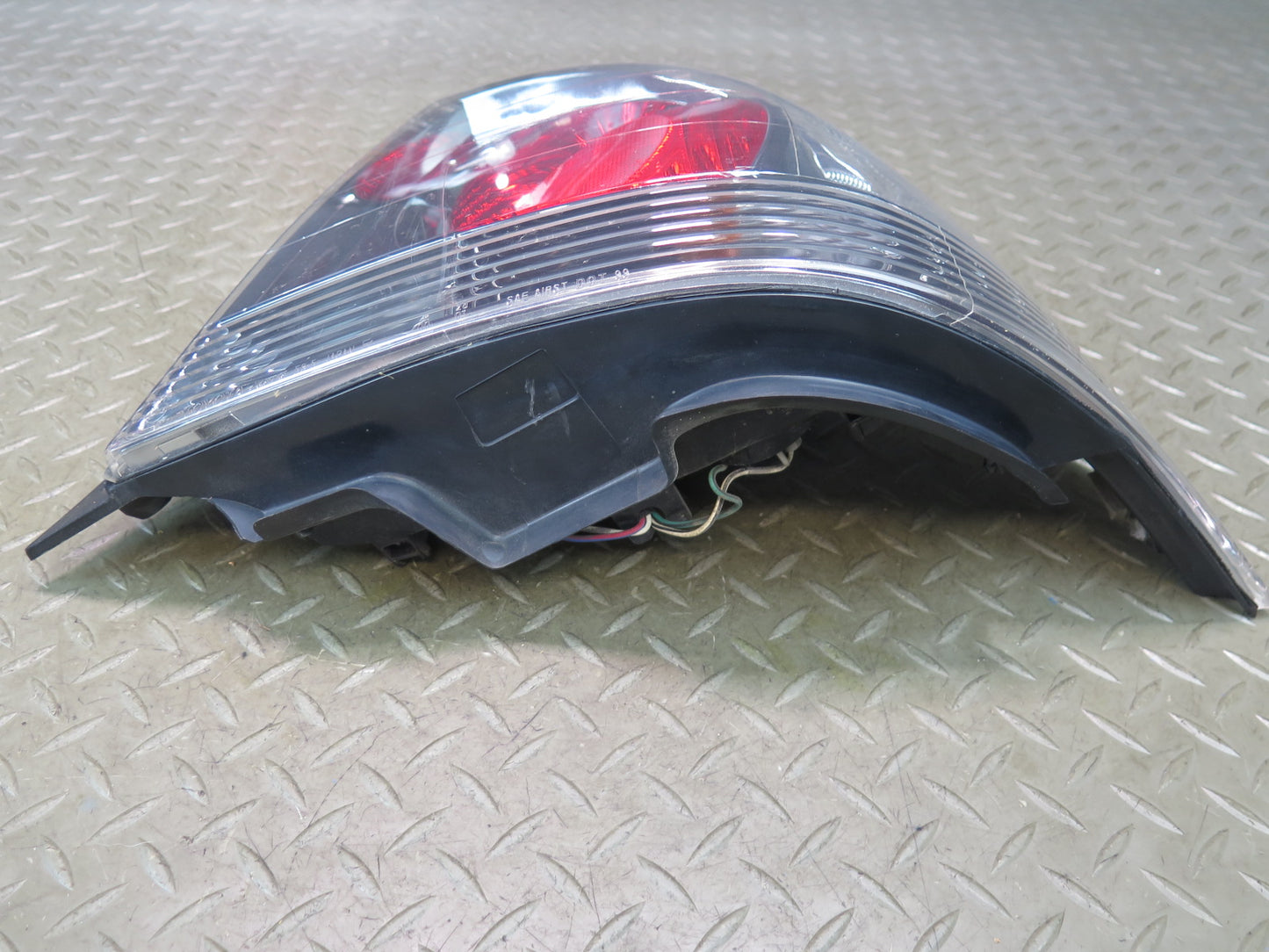 01-05 Lexus JCE10L IS300 Sedan Set of 4 Rear Inner & Outer Tail Light Lamp OEM