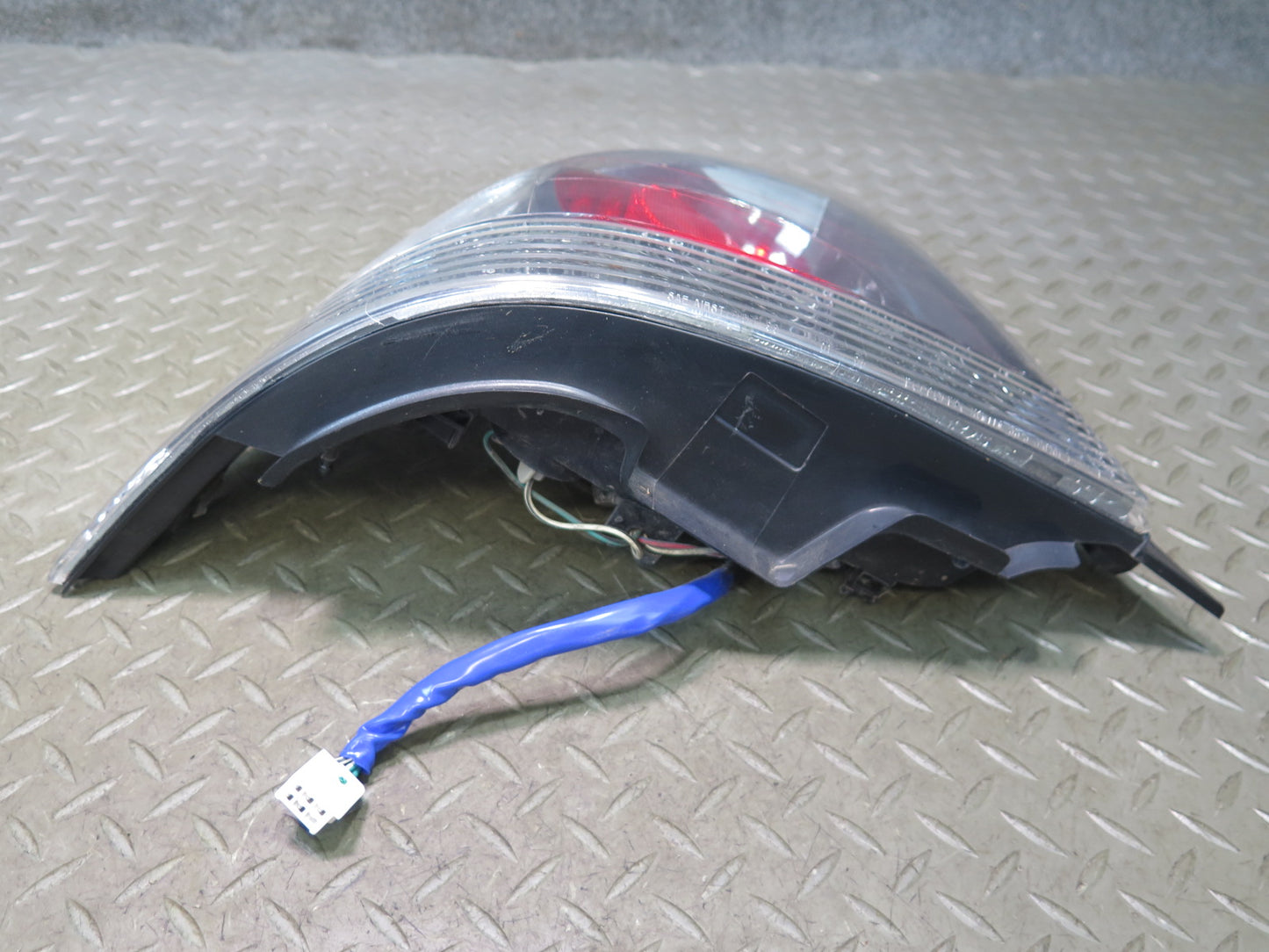 01-05 Lexus JCE10L IS300 Sedan Set of 4 Rear Inner & Outer Tail Light Lamp OEM