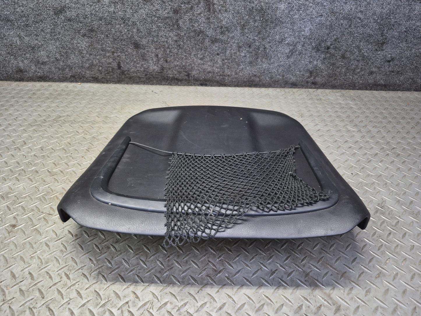 07-15 Audi 4L Q7 Front Left Seat Back Trim Cover Panel 4F0881969 OEM