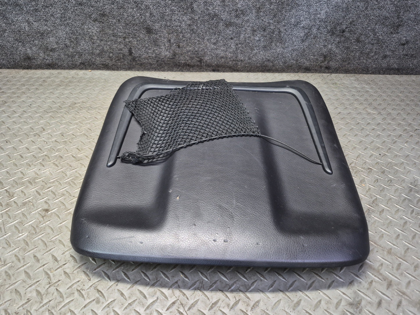 07-15 Audi 4L Q7 Front Left Seat Back Trim Cover Panel 4F0881969 OEM