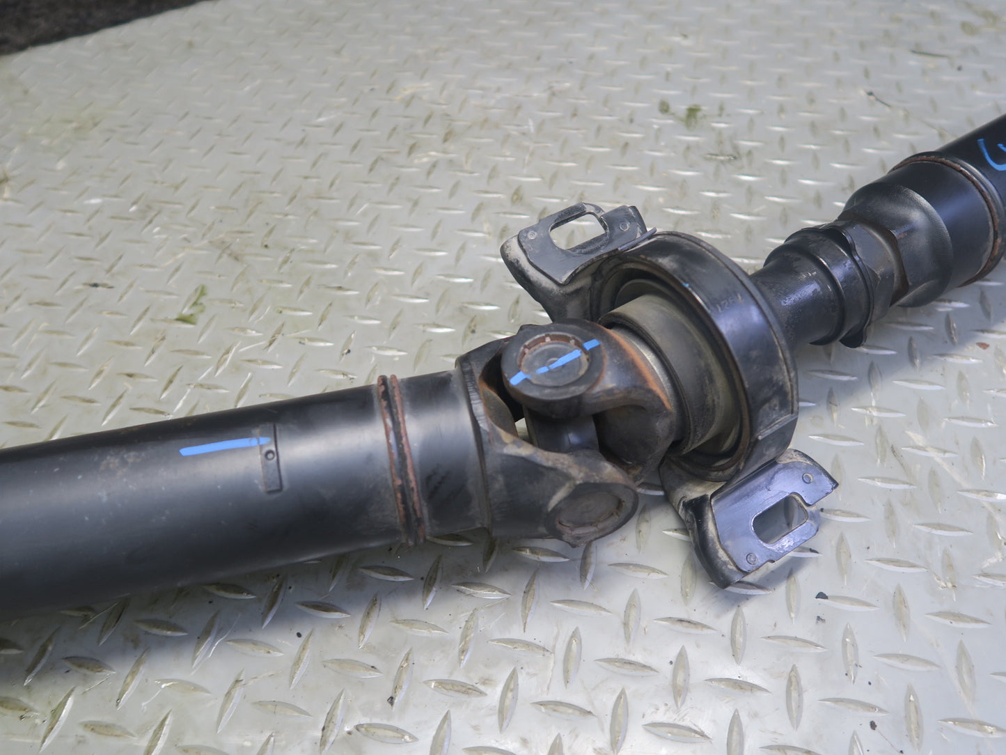 08-16 Lexus UVF46L LS600hL AWD Rear Driveshaft Drive Shaft OEM
