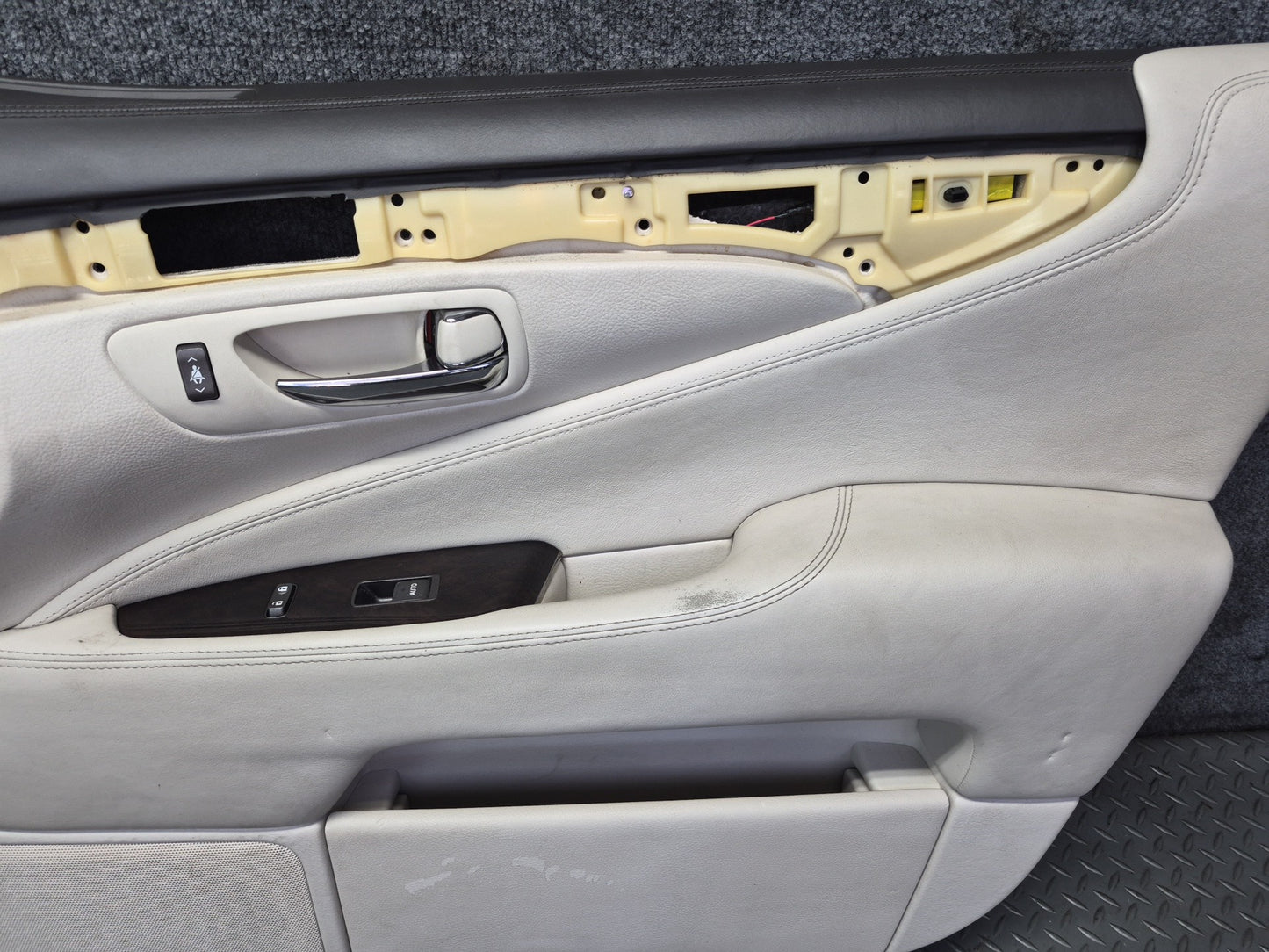 2008 Lexus UVF46L LS600h Front Right Door Interior Trim Cover  Panel OEM