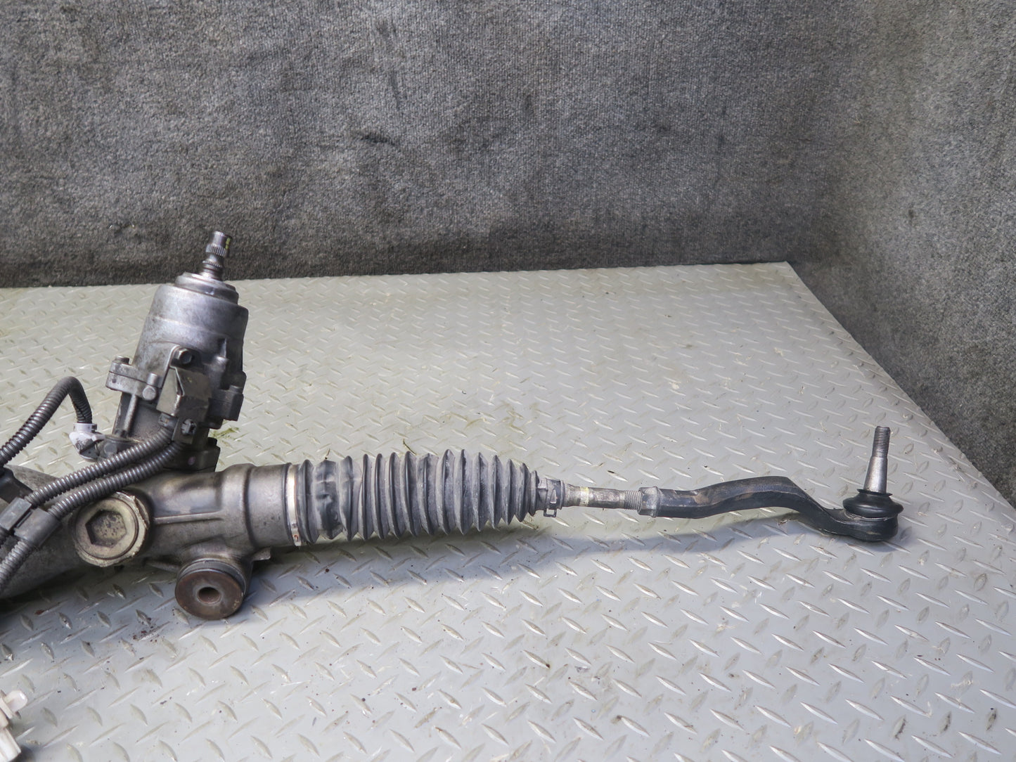 08-12 Lexus UVF46L LS600h LS460 AWD Electric Power Steering Rack & Pinion OEM