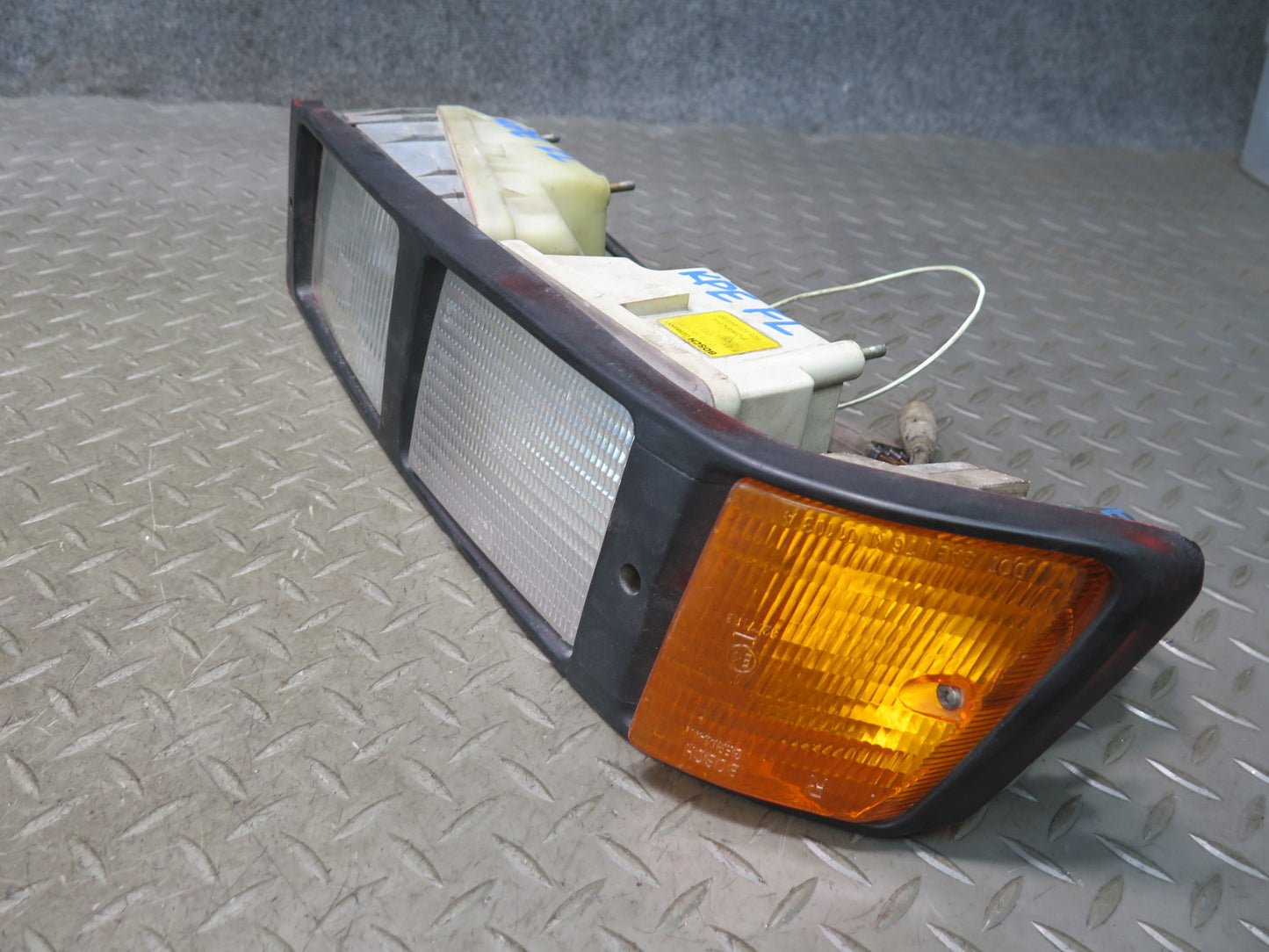 1978-1986 Porsche 928 S Front Left & Right Side Fog Light Turn Signal Lamp Set