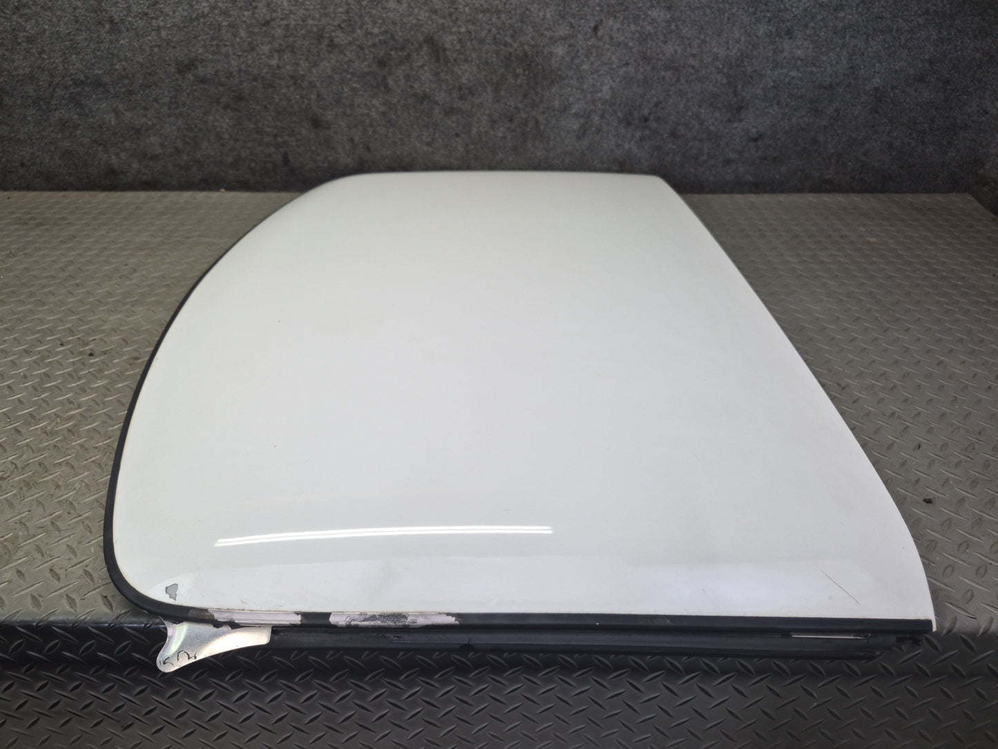 95-96 Chevrolet Corvette C4 Coupe Targa TOP Roof Panel Arctic White OEM