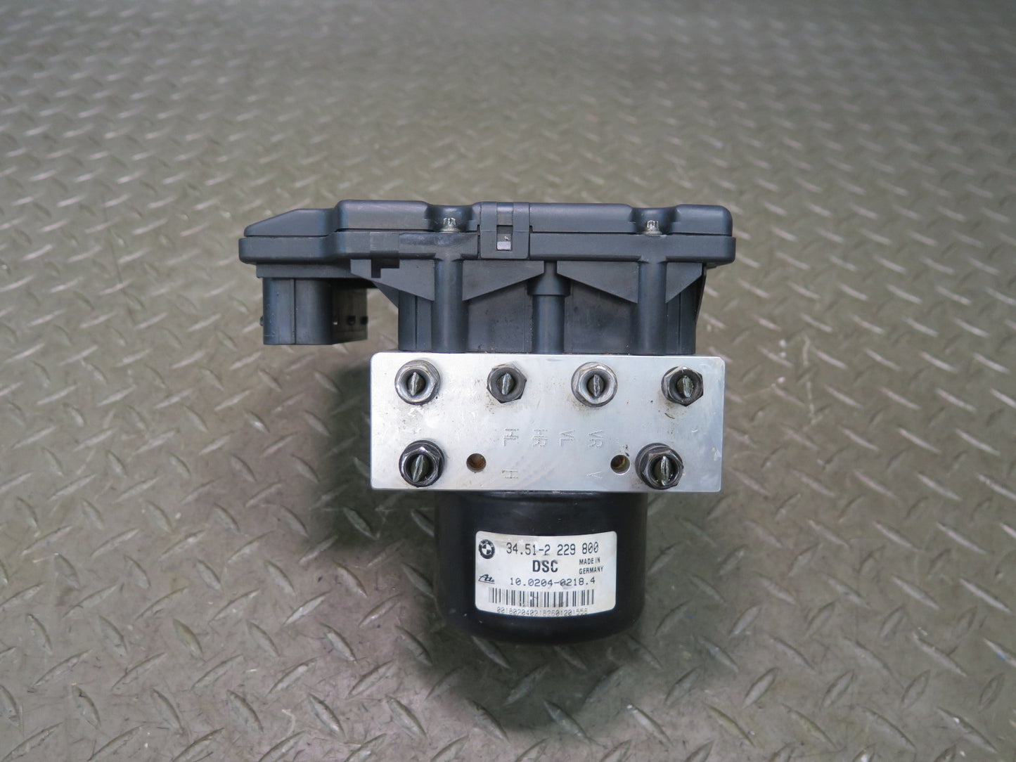 2001-2002 BMW E46 M3 Anti Lock  Brake DSC ABS Pump Module 2229800