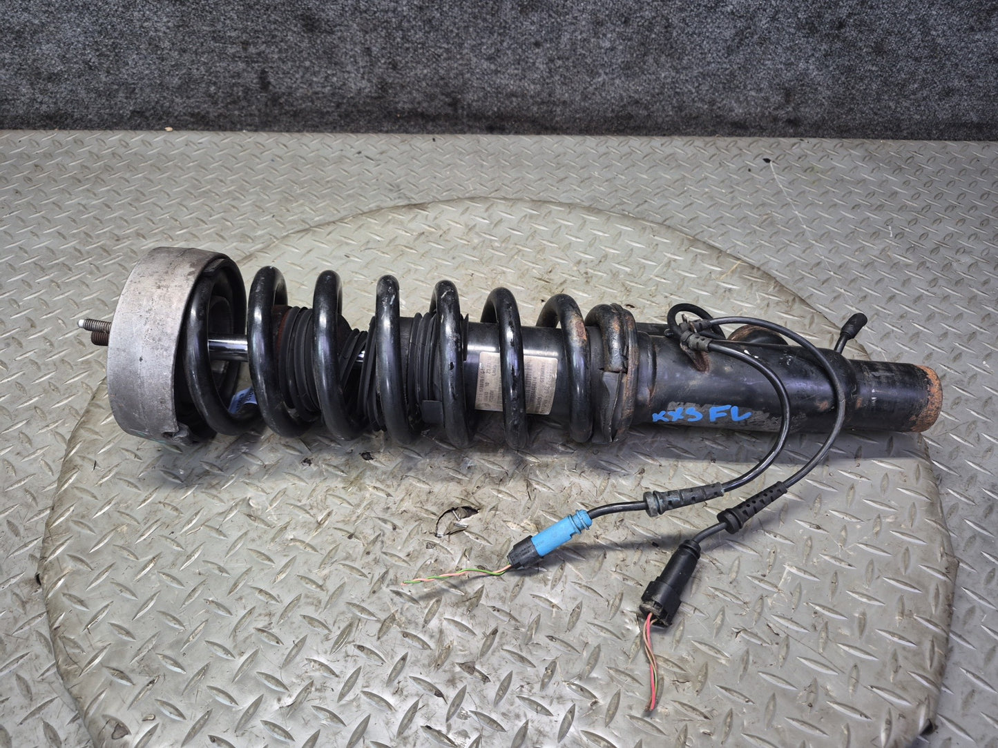 2010-2014 BMW E70 E71 X5M X6M Front Left Side VDC Strut Shock Absorber