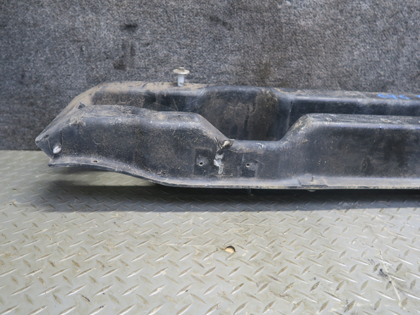 91-96 Chevrolet Corvette C4 Front Bumper Reinforcement Impact Bar 10277159 OEM