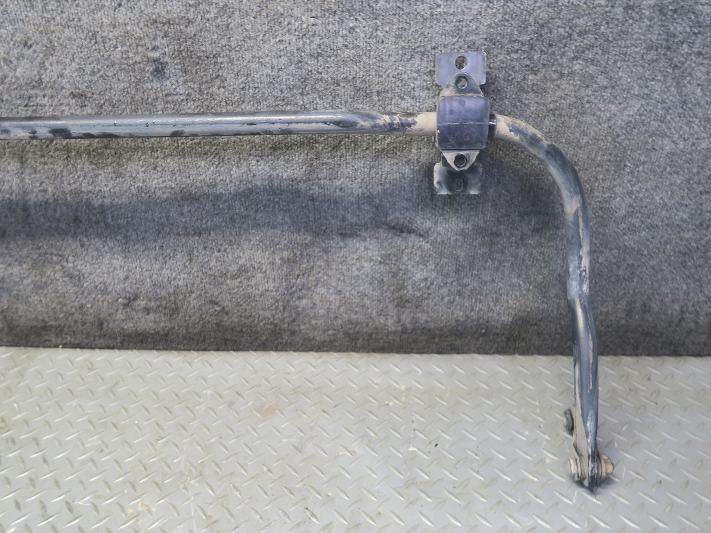 93-96 Chevrolet Corvette C4 Set of 2 Front & Rear Stabilizer Sway Bar OEM