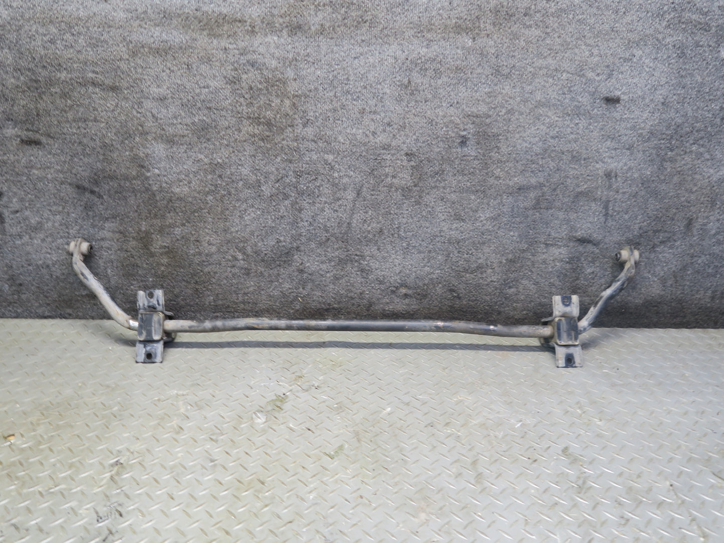 93-96 Chevrolet Corvette C4 Set of 2 Front & Rear Stabilizer Sway Bar OEM