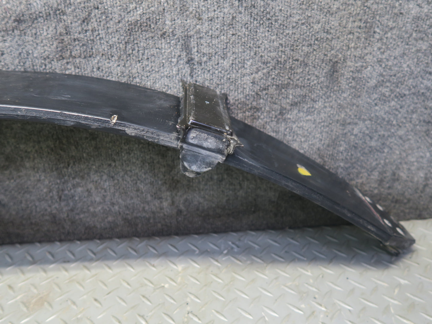 92-96 Chevrolet Corvette C4 Coupe Front Suspension Mono Leaf Spring OEM