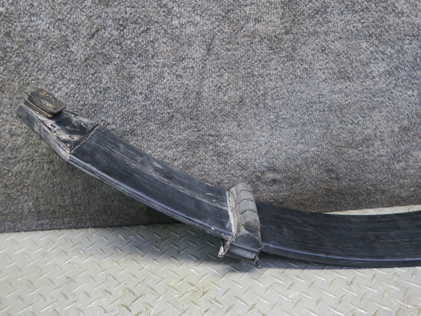 92-96 Chevrolet Corvette C4 Coupe Front Suspension Mono Leaf Spring OEM