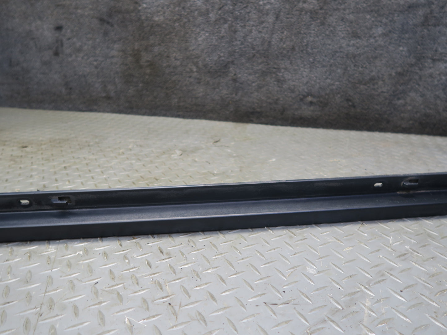 2003-2007 Hummer H2 Front Left & Right Side Roof Rail Trim Cover Molding Set