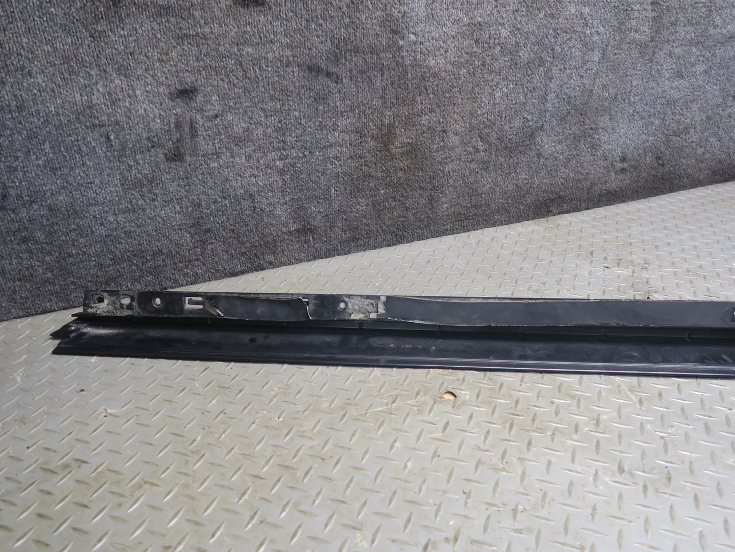 2003-2007 Hummer H2 Front Left & Right Side Roof Rail Trim Cover Molding Set