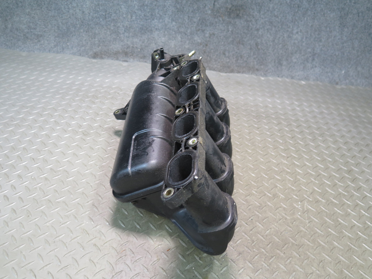 00-05 Toyota ZZW30L MR2 Spyder 1.8L 1ZZFE Engine Upper Intake Manifold OEM