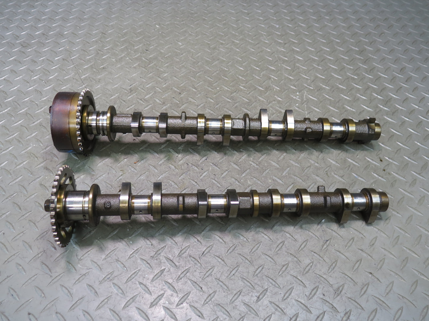 00-05 Toyota ZZW30L MR2 Spyder 1ZZFE Vvti Set of 2 Intake & Exhaust Camshaft OEM