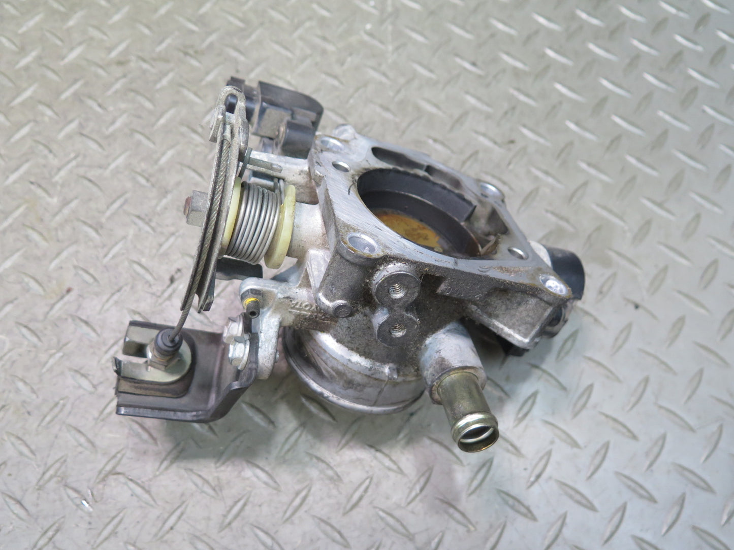 00-05 Toyota MR2 Spyder ZZW30L 1ZZFE Throttle Valve Body w Sensor & Mesh OEM