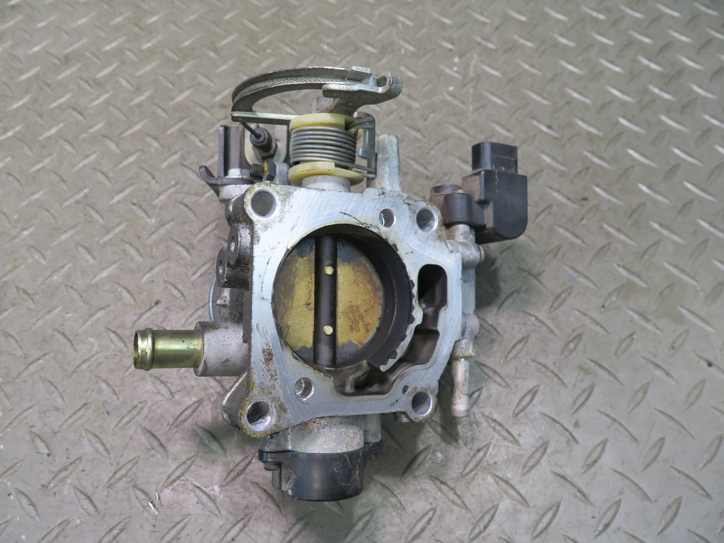 00-05 Toyota MR2 Spyder ZZW30L 1ZZFE Throttle Valve Body w Sensor & Mesh OEM