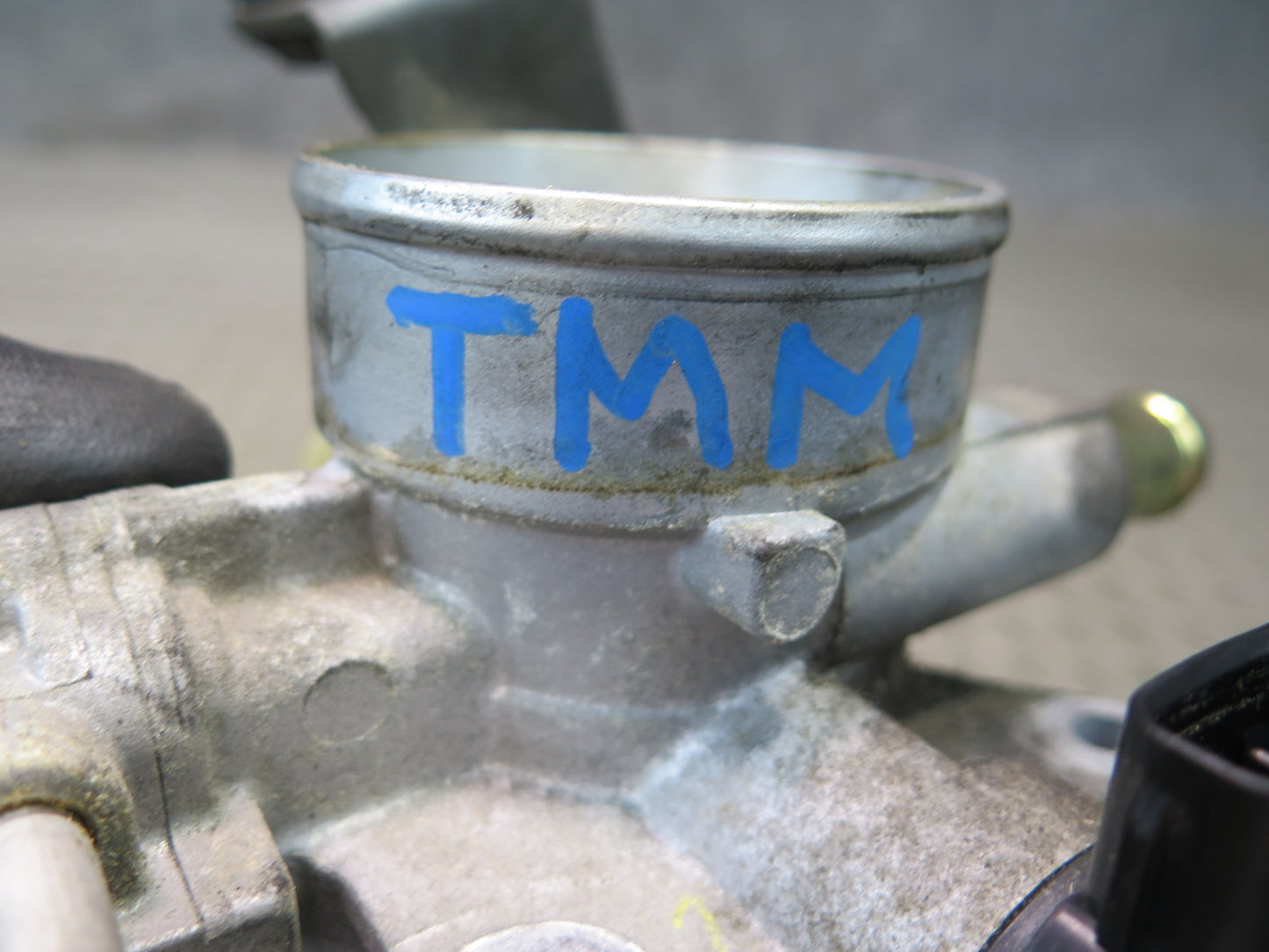 00-05 Toyota MR2 Spyder ZZW30L 1ZZFE Throttle Valve Body w Sensor & Mesh OEM