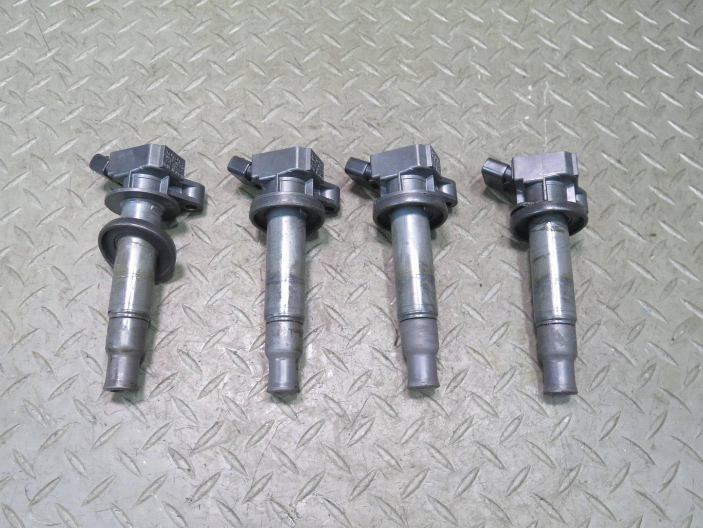 00-05 Toyota MR2 Spyder ZZW30L 1.8L 1ZZFE Set of 4 Engine Ignition Coil OEM