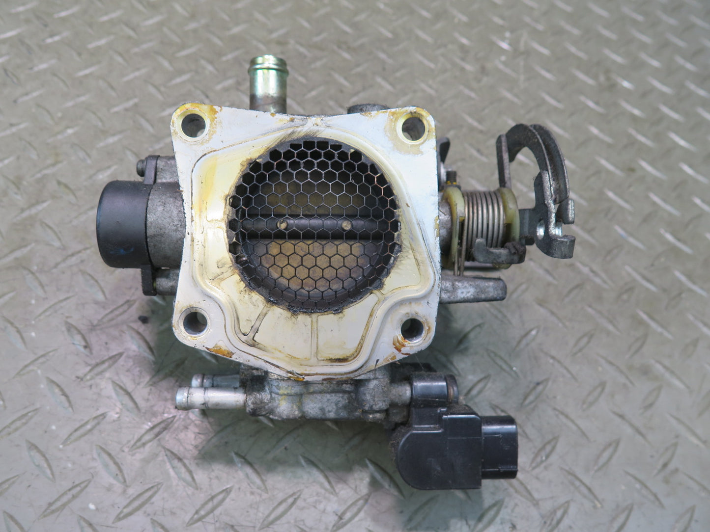 00-05 Toyota MR2 Spyder ZZW30L 1ZZFE Throttle Valve Body w Sensor Assembly OEM