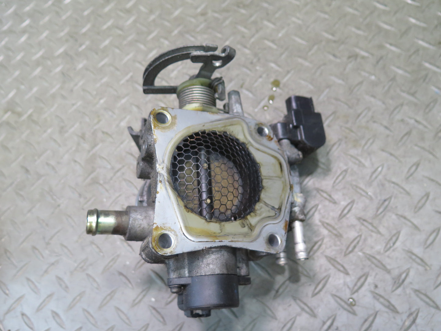 00-05 Toyota MR2 Spyder ZZW30L 1ZZFE Throttle Valve Body w Sensor Assembly OEM