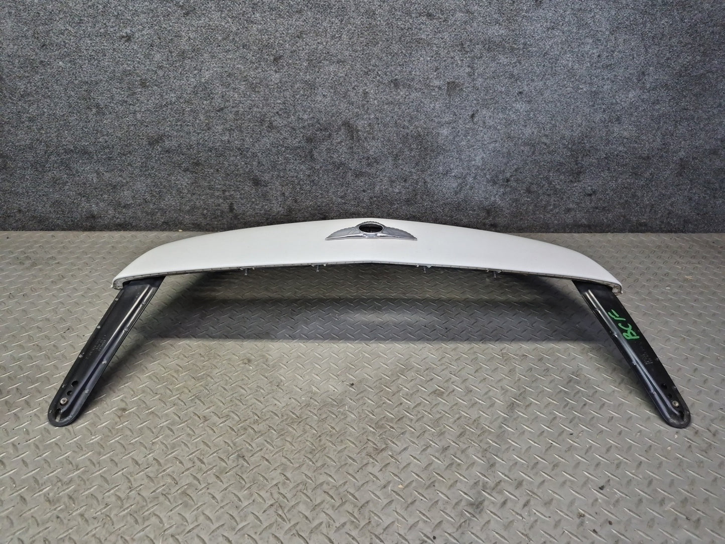 2003-2008 Bentley Continental GT Front Hood Exterior Grille w Support Brackets