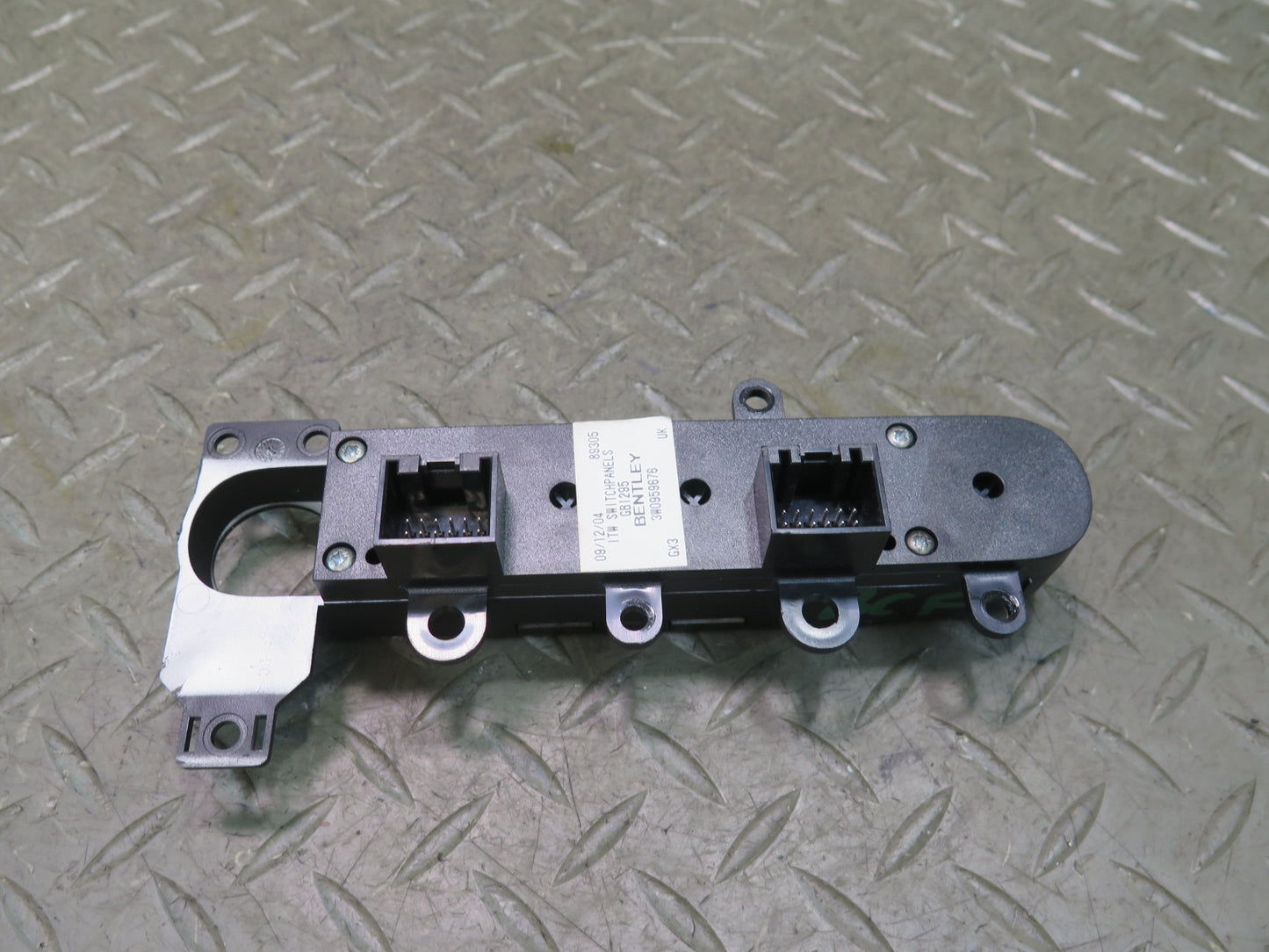 03-10 Bentley Continental GT Center Console Switch Control Panel 3W0959676